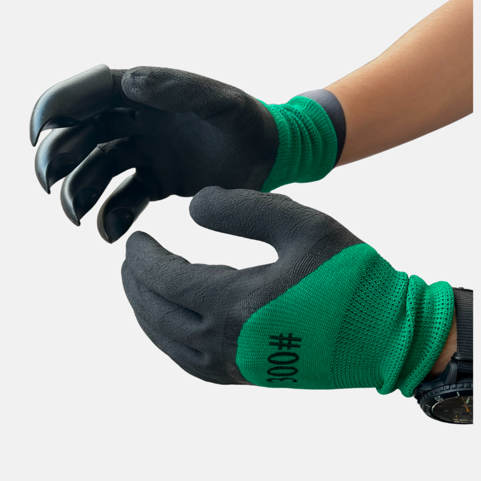 GUANTES CON GARRAS