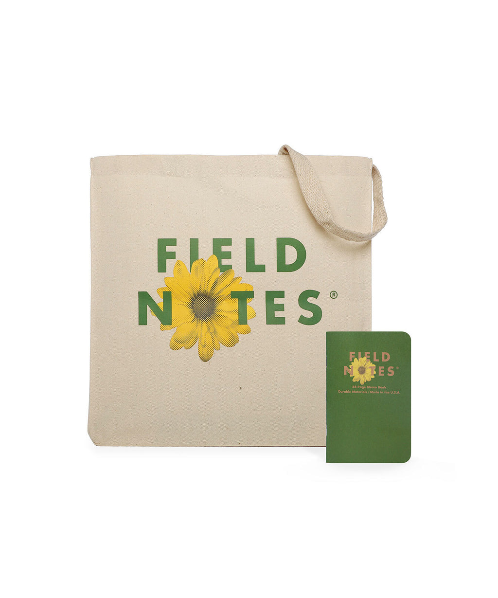 THIS SUMMER'S TOTE + MATCHING MEMO BOOK