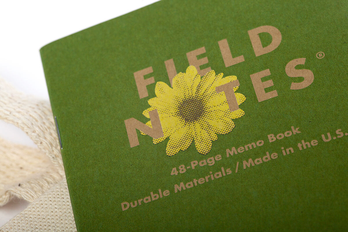 THIS SUMMER'S TOTE + MATCHING MEMO BOOK